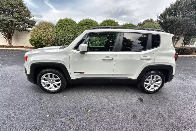 2018 Jeep Renegade Latitude North Edition photo 1