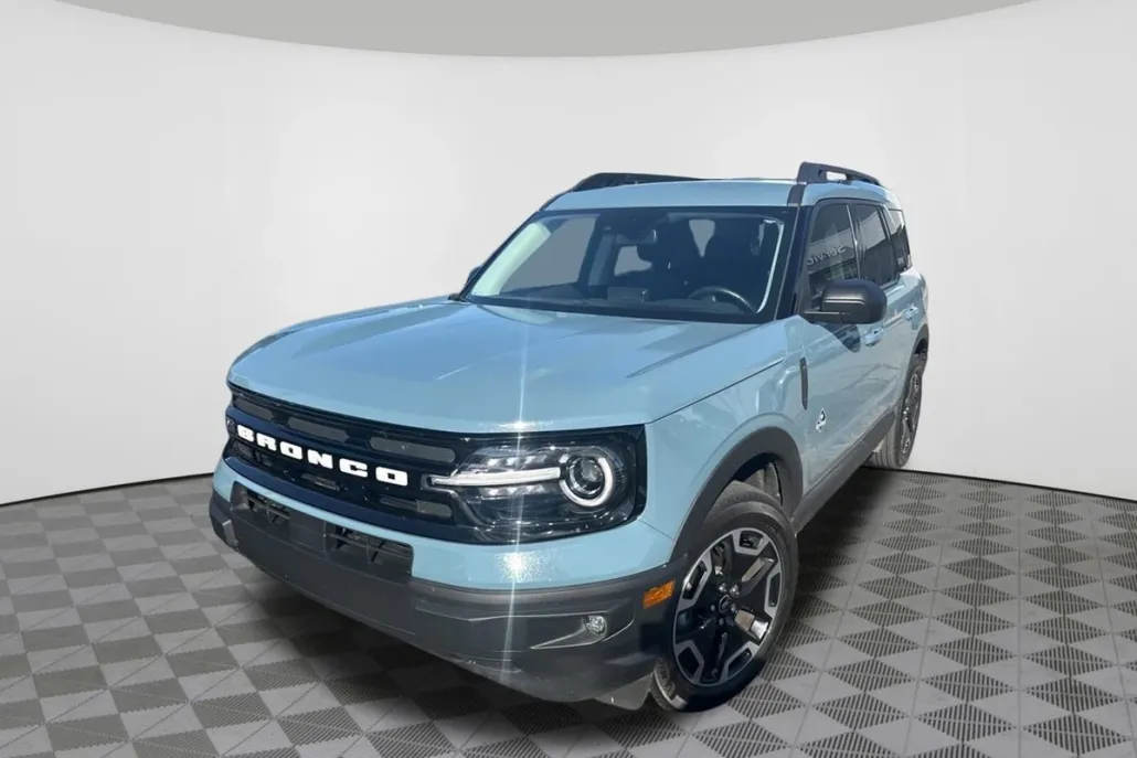 2023 Ford Bronco Sport Outer Banks photo 1