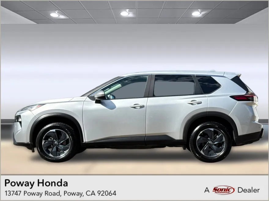 2024 Nissan Rogue SV photo 1