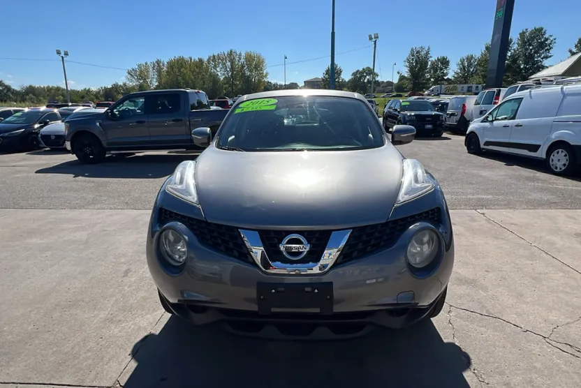 2015 Nissan Juke S photo 1