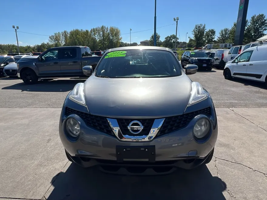 2015 Nissan Juke S photo 1