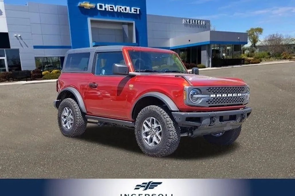 2024 Ford Bronco Badlands photo 1