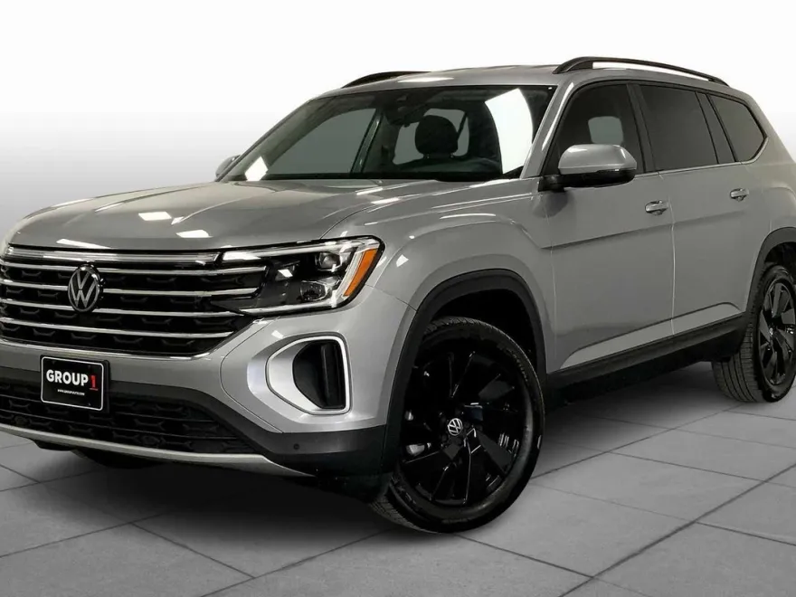 2024 Volkswagen Atlas SE Technology photo 1