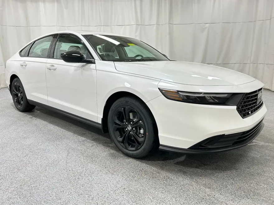 2025 Honda Accord SE photo 1