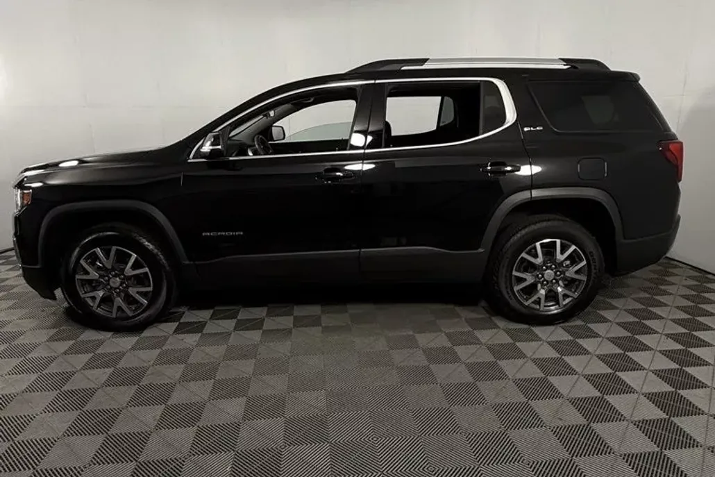 2023 Gmc Acadia SLE photo 1