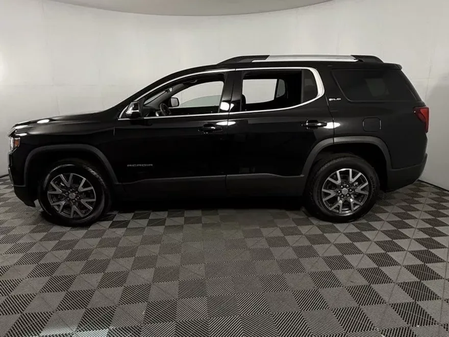 2023 Gmc Acadia SLE photo 1