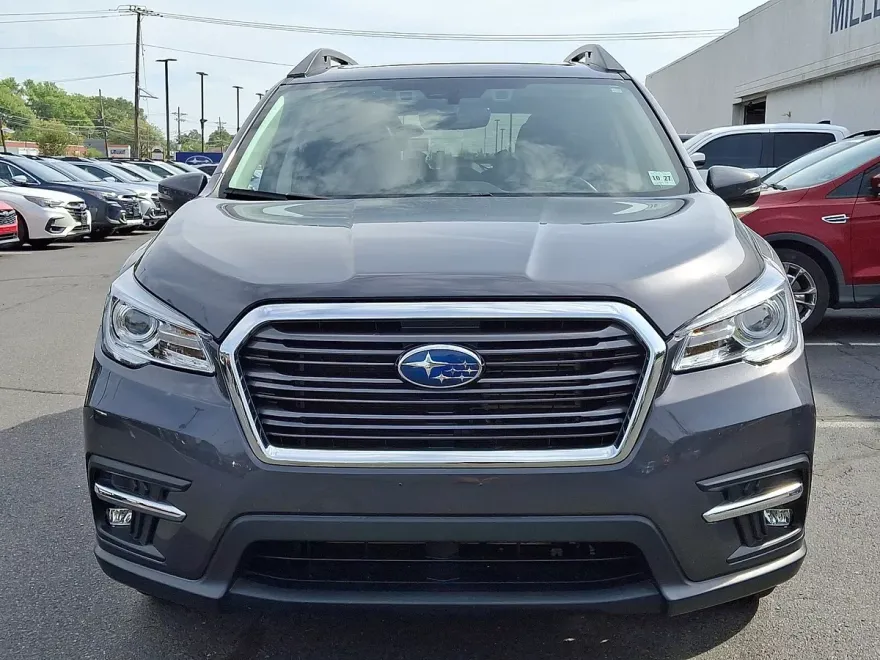 2022 Subaru Ascent Limited photo 1