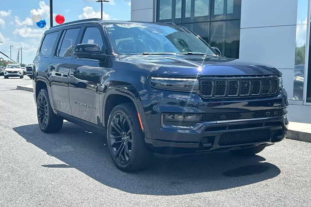 2024 Jeep Grand Wagoneer III Obsidian photo 1