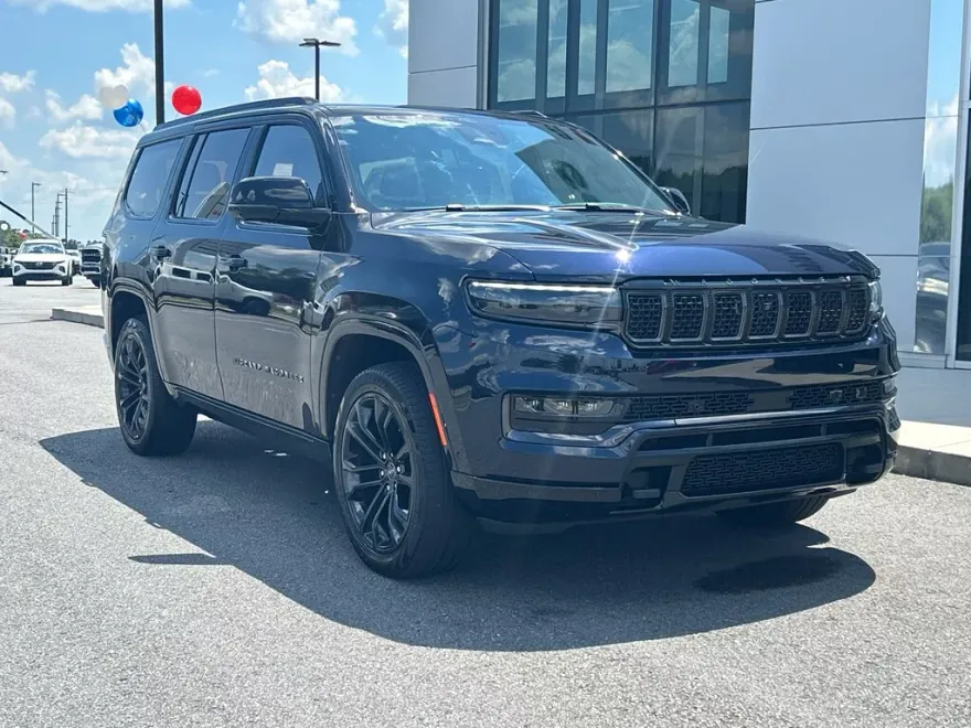 2024 Jeep Grand Wagoneer III Obsidian photo 1