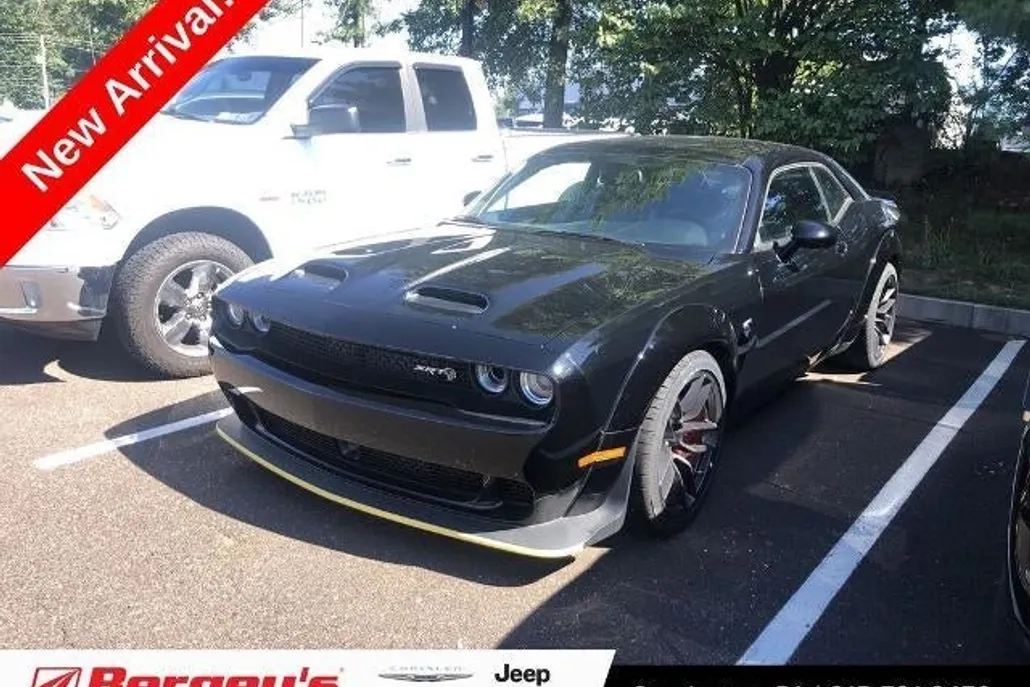 2023 Dodge Challenger SRT8 Hellcat Widebody photo 1