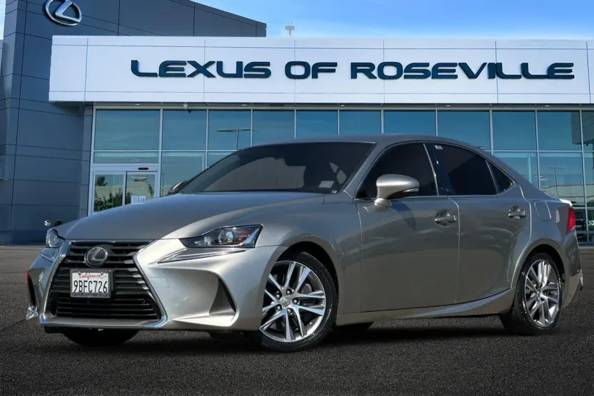 2019 Lexus IS 300 photo 1