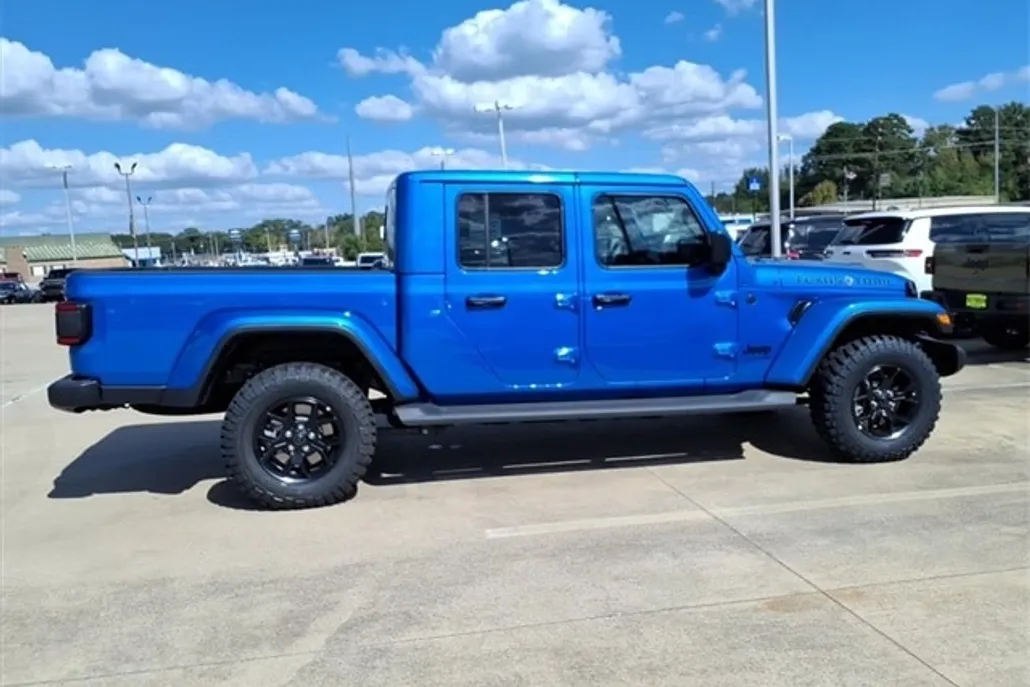 2025 Jeep Gladiator Texas Trail photo 1