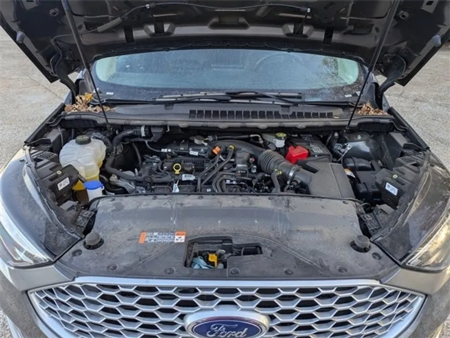 2024 Ford Edge SEL photo 1