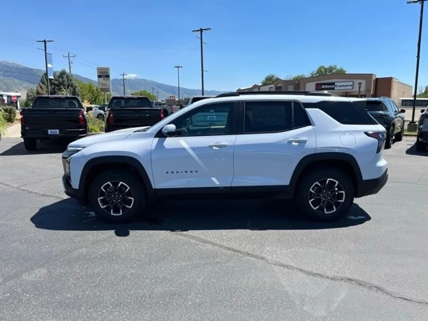 2026 Chevrolet Equinox ACTIV photo 1