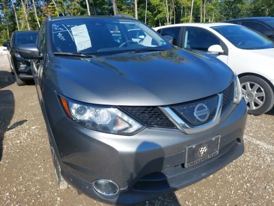 2018 Nissan Rogue Sport SL photo 1