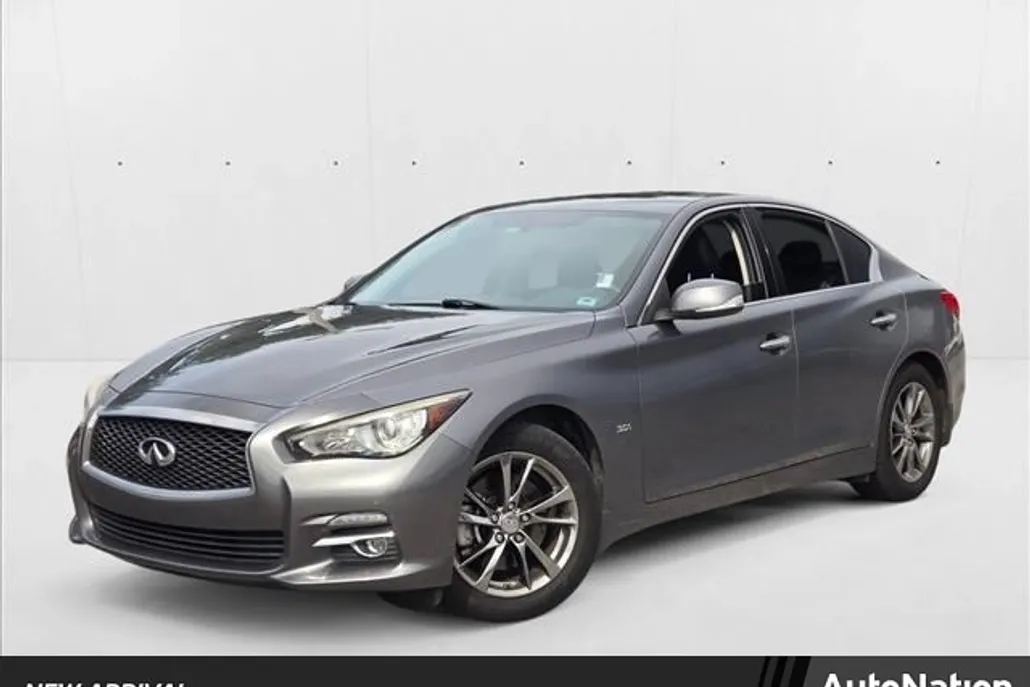 2017 Infiniti Q50 3.0t Signature Edition AWD photo 1