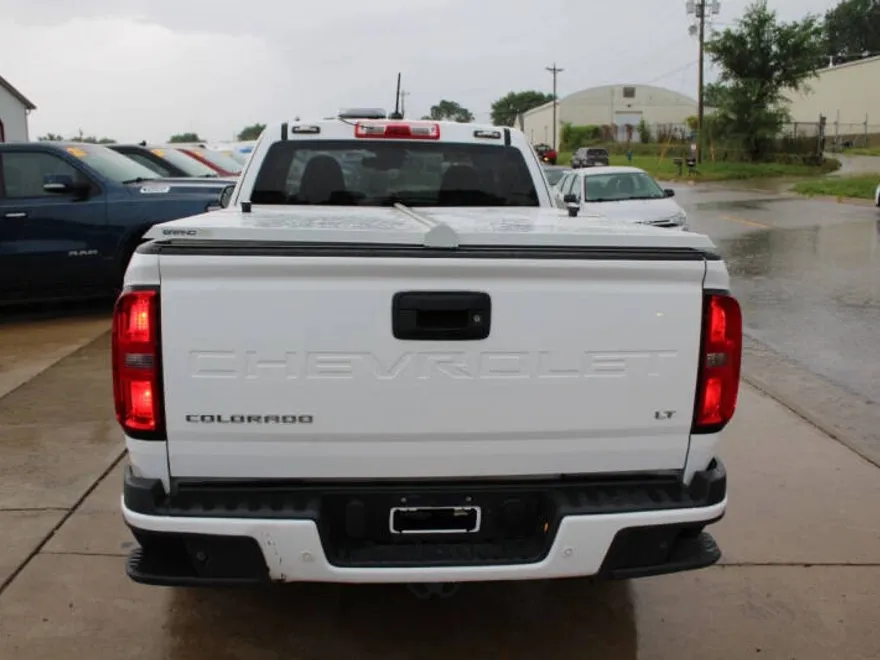 2022 Chevrolet Colorado LT photo 1