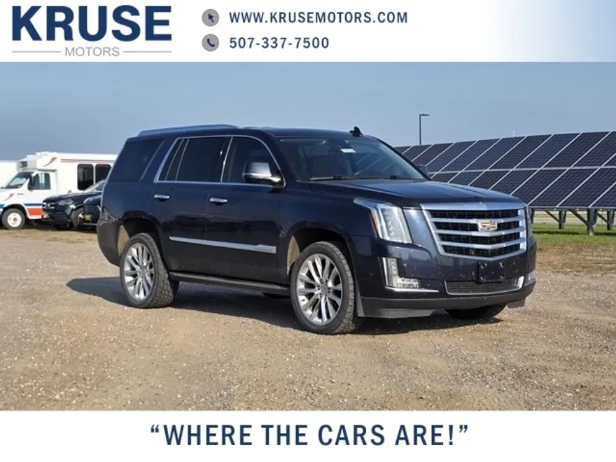 2017 Cadillac Escalade Premium Luxury photo 1