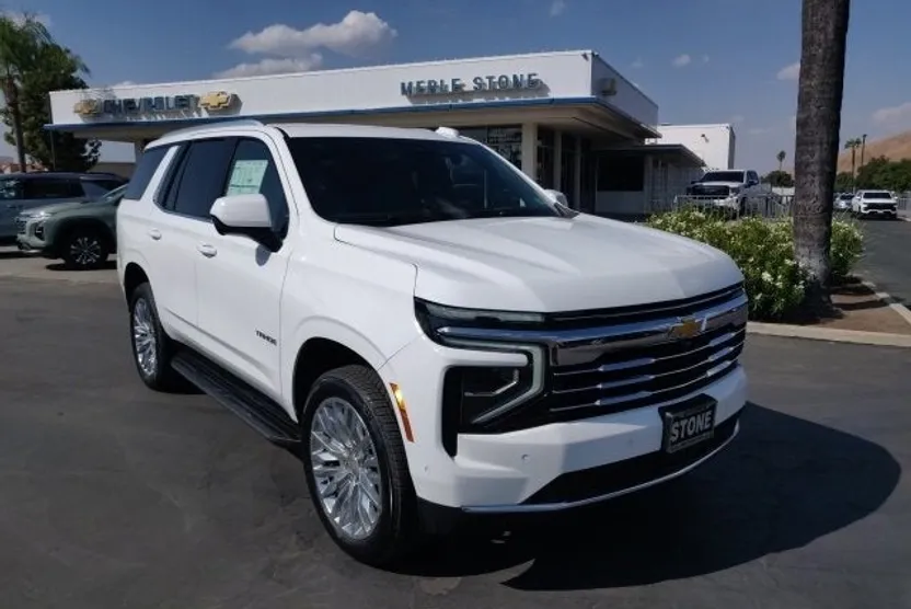 2026 Chevrolet Tahoe LT photo 1