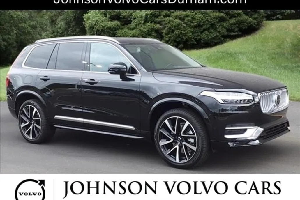 2025 Volvo XC90 B5 Plus photo 1