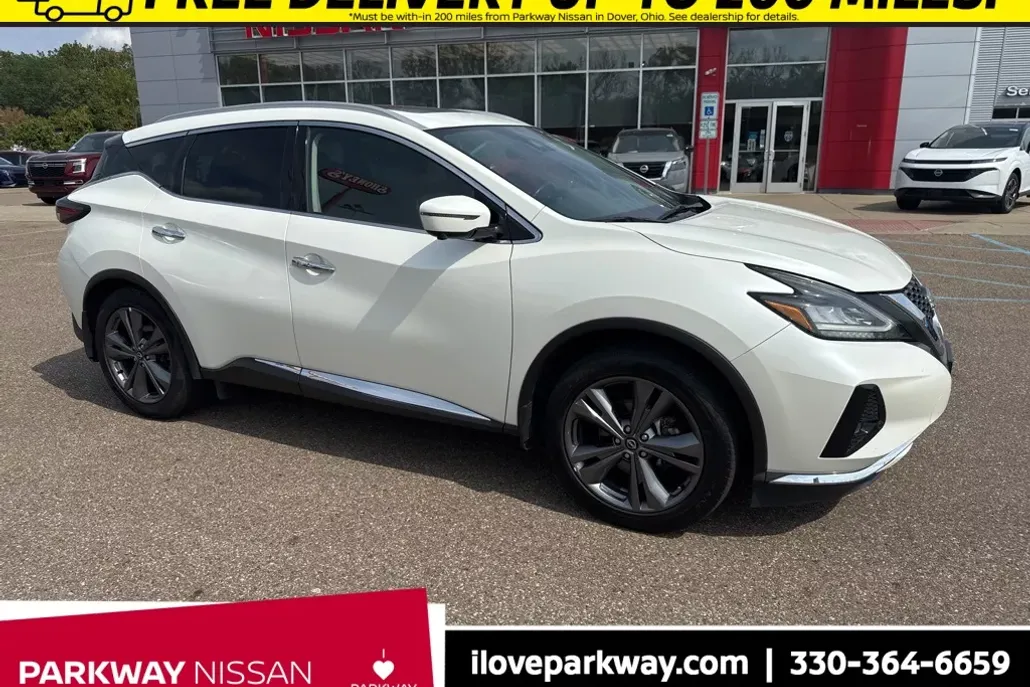 2023 Nissan Murano Platinum photo 1