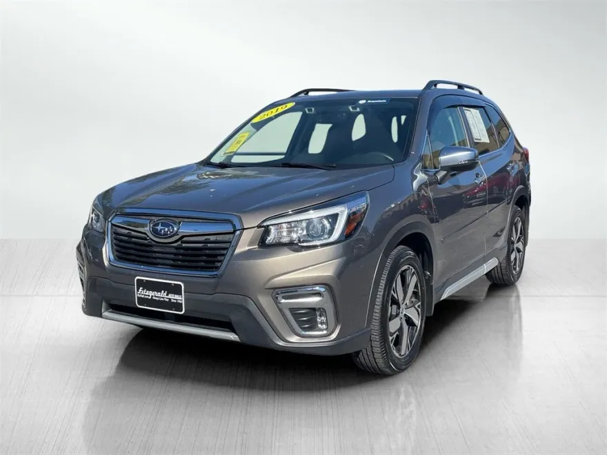 2019 Subaru Forester Touring photo 1