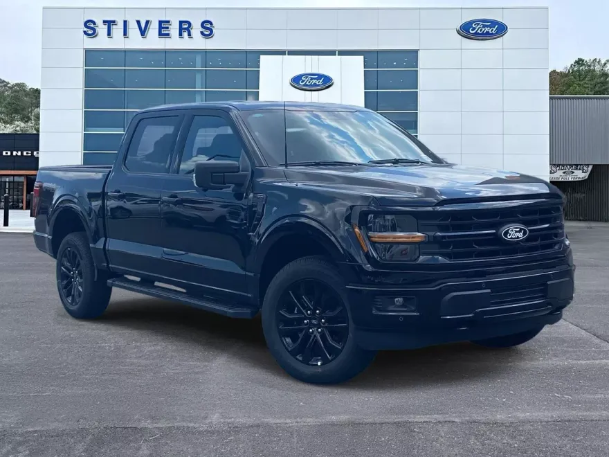 2025 Ford F-150 XLT photo 1