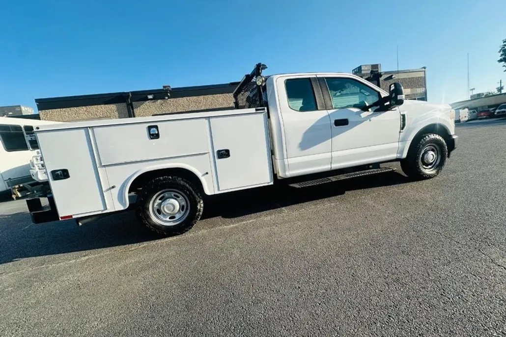 2020 Ford F-250 XL photo 1