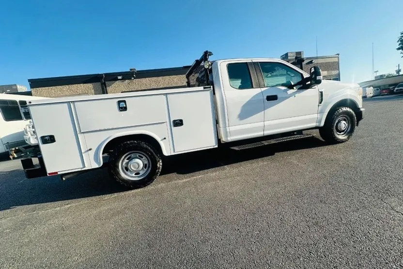 2020 Ford F-250 XL photo 1