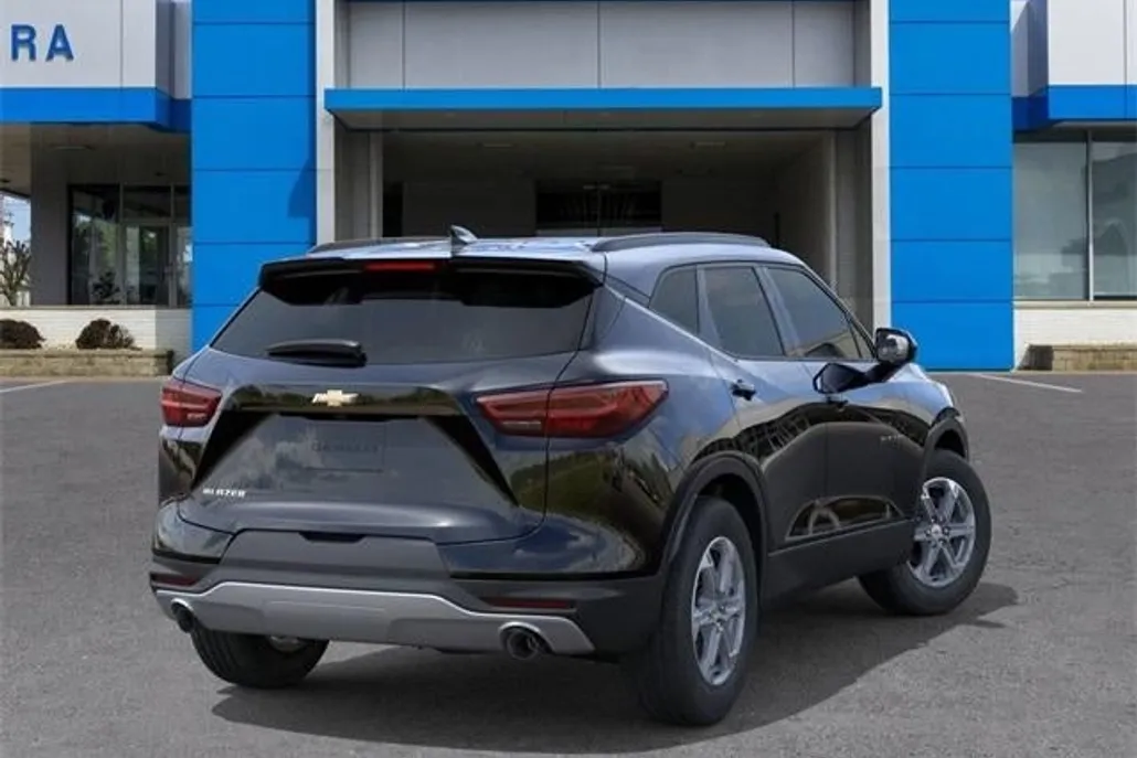 2025 Chevrolet Blazer 2LT photo 1