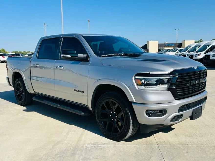 2022 Ram 1500 Laramie photo 1