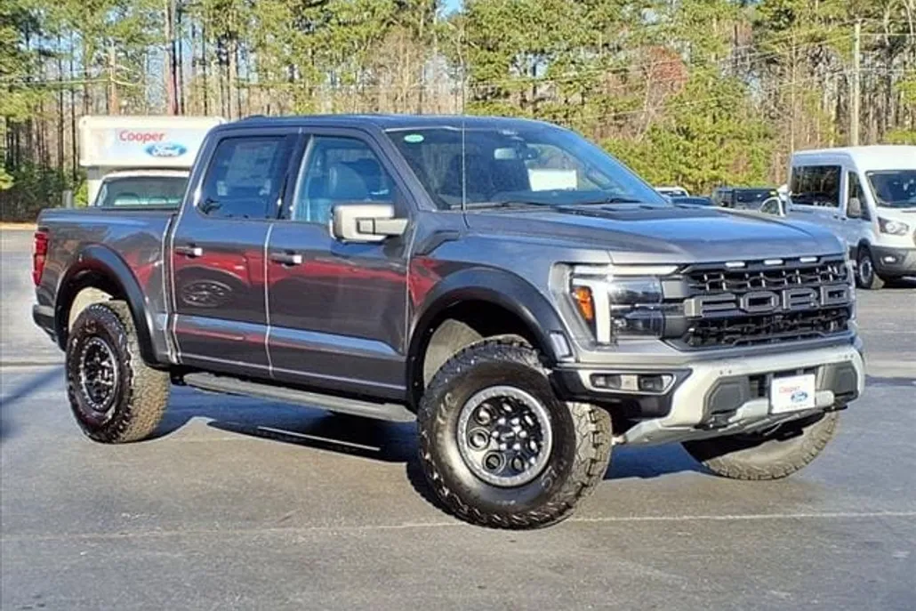 2025 Ford F-150 Raptor photo 1