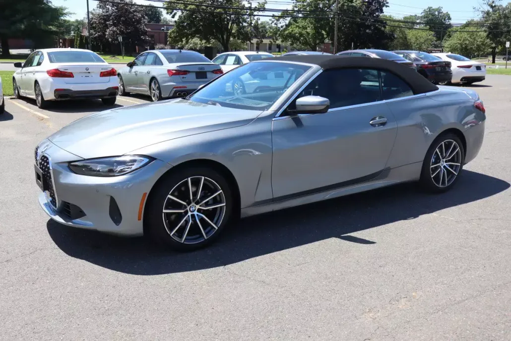 2024 Bmw 430i xDrive Convertible photo 1