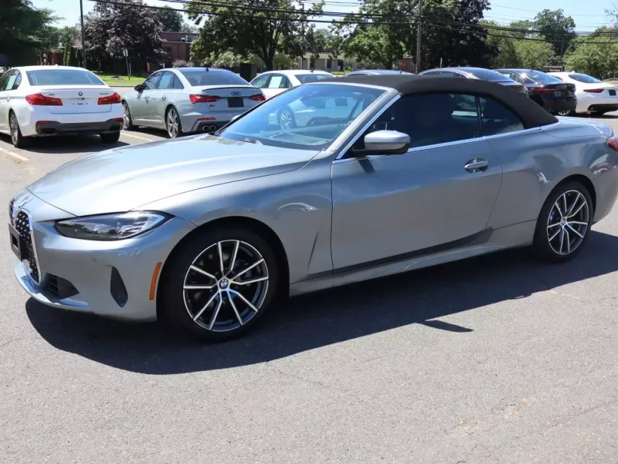 2024 Bmw 430i xDrive Convertible photo 1