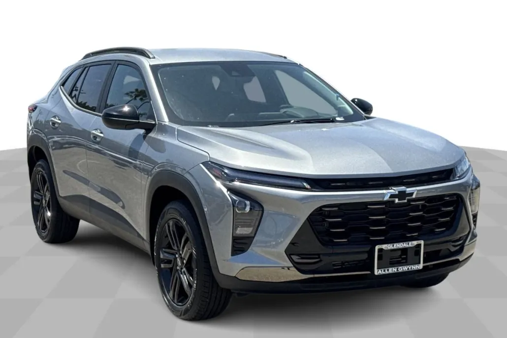 2025 Chevrolet Trax ACTIV photo 1