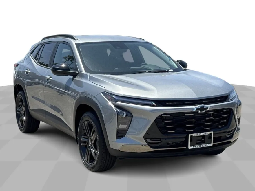 2025 Chevrolet Trax ACTIV photo 1