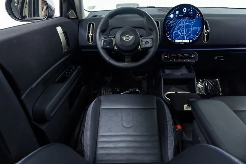 2025 Mini Countryman S Iconic photo 1