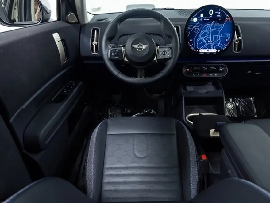 2025 Mini Countryman S Iconic photo 1