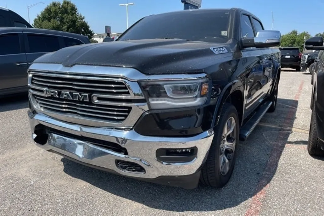 2019 Ram 1500 Laramie photo 1