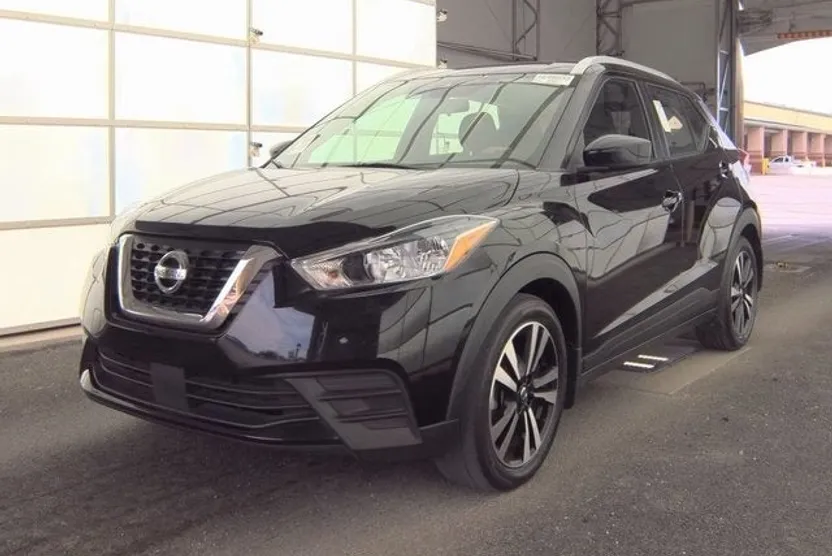 2020 Nissan Kicks SV photo 1