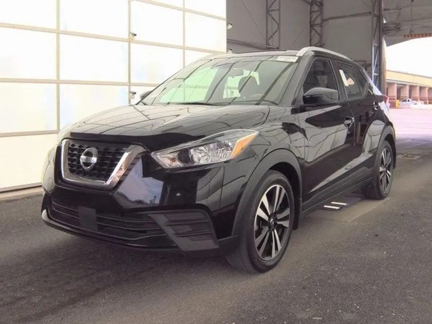 2020 Nissan Kicks SV photo 1