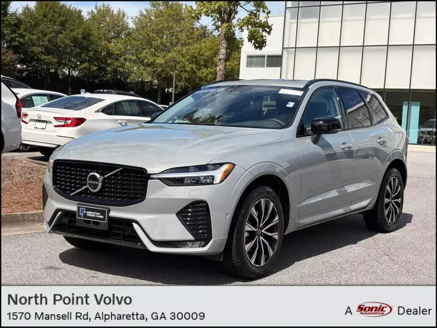 2025 Volvo XC60 B5 Plus photo 1