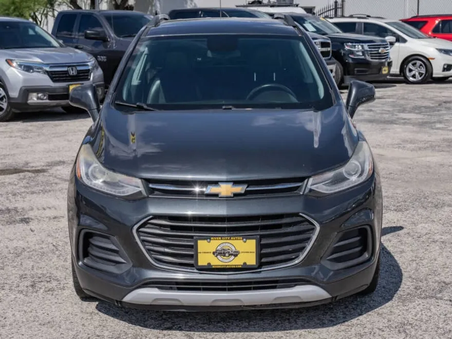 2017 Chevrolet Trax LT photo 1