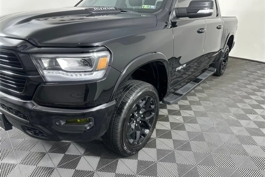 2020 Ram 1500 Laramie photo 1