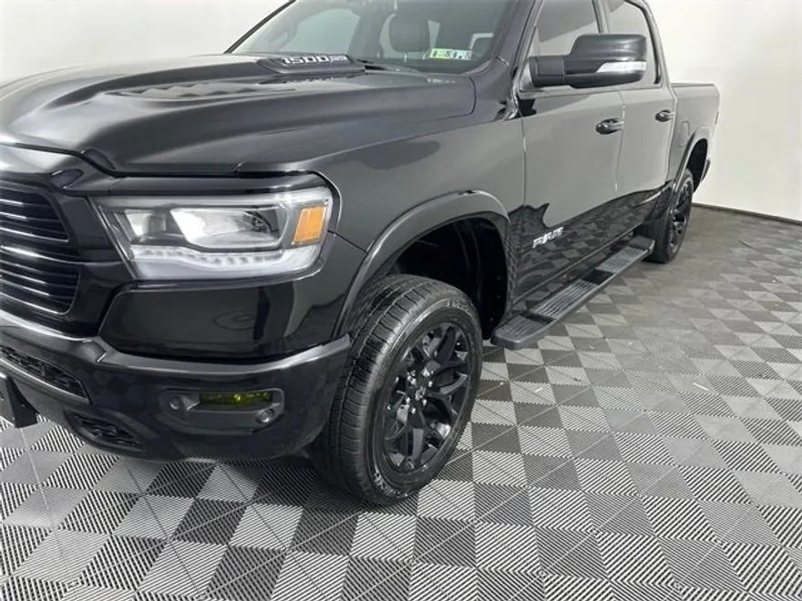 2020 Ram 1500 Laramie photo 1