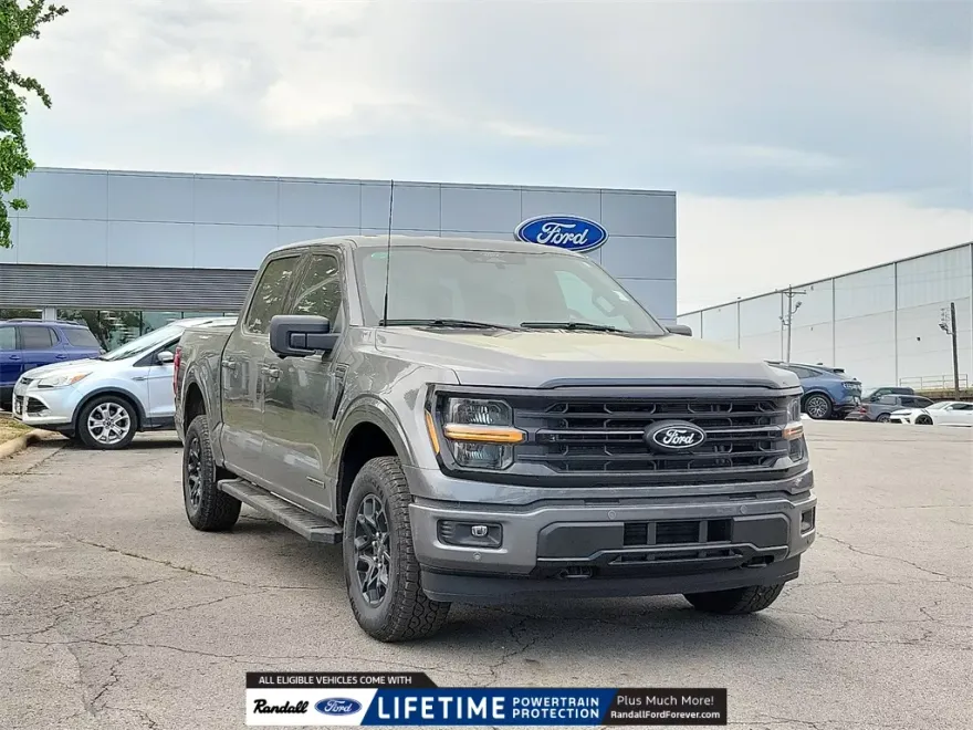 2025 Ford F-150 XLT photo 1