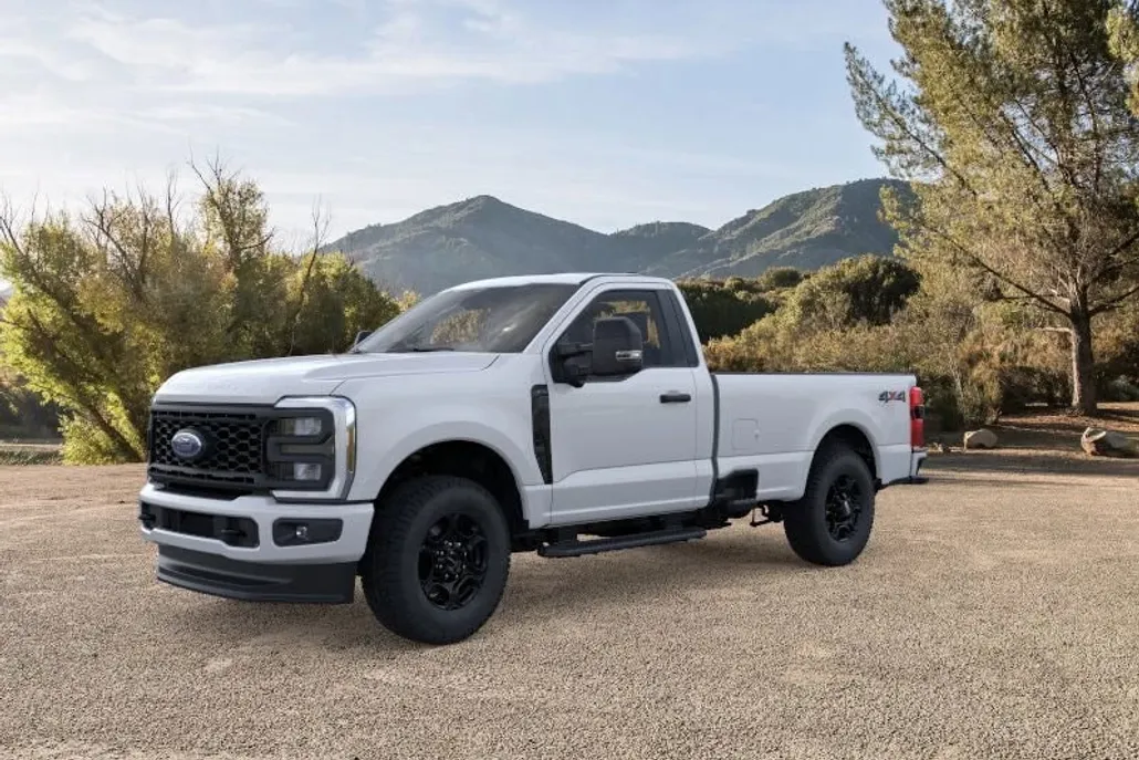2025 Ford F-350 XL photo 1