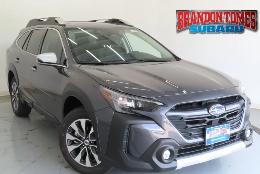 2025 Subaru Outback Touring XT photo 1