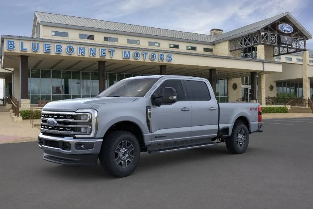 2025 Ford F-250 Lariat photo 1