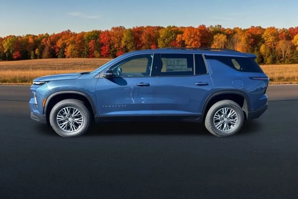 2026 Chevrolet Traverse photo 1